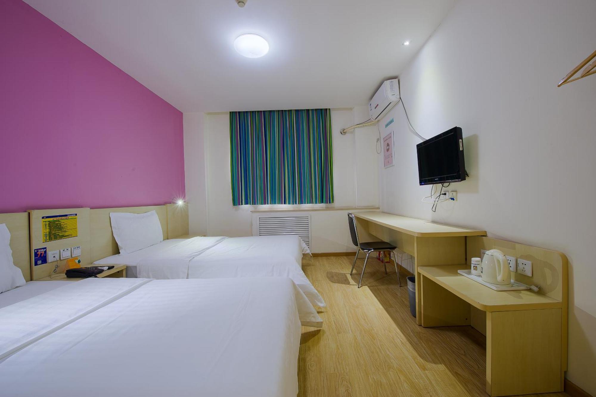 7Days Inn Guangzhou South Railway Station Huijiang Subway Station Ngoại thất bức ảnh